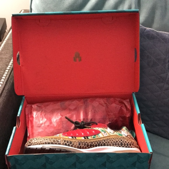 Air Max 98 Chinese New Year 2019 - Picture 2 of 11